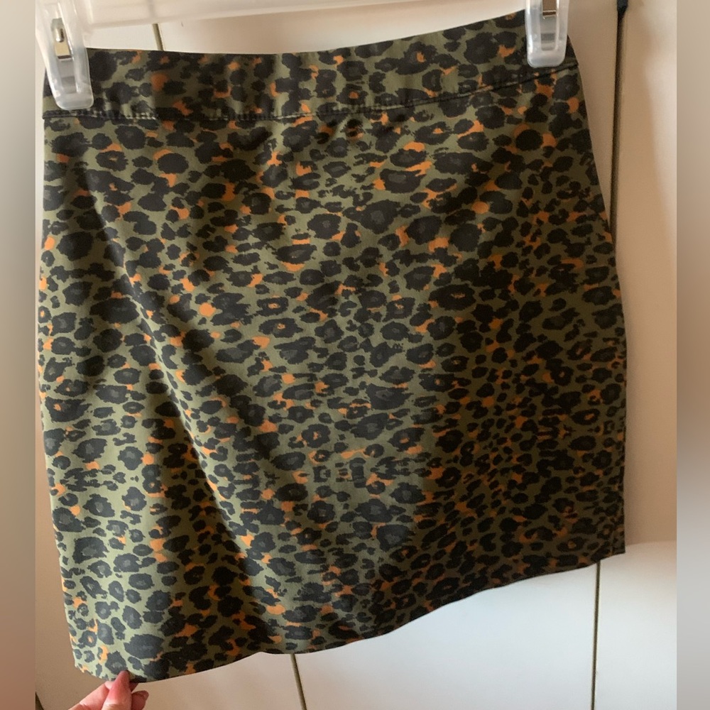 H&M printed mini skirt